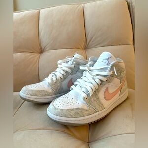 Women's Nike Air Jordan 1 Mid SE Light Iron Ore Size UK 5.5